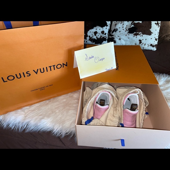 Louis Vuitton Archlight 2021 by the Pool collection limited edition - Picture 7 of 12